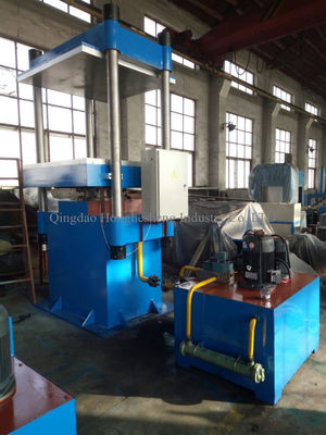 Four Column Type Hydraulic Vulcanizing Press Machine / 200T Vulcanizer