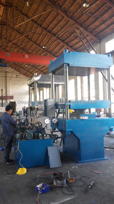 Four Column Type Hydraulic Vulcanizing Press Machine / 200T Vulcanizer