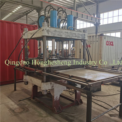 CE ISO Certified 200t Rubber Tile Making Machine For Brick Vulcanizing