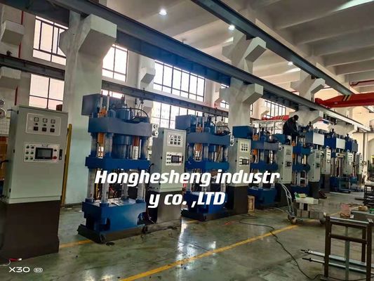 Brake Disc Pad Hydraulic Press Machine 100 Ton 300T Same Density Molding