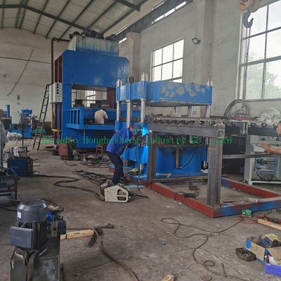 Six Column Type Plate Vulcanizing Press Machine Steam Heating 600T
