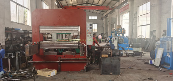 Frame Structure Large Rubber Gasket Plate Vulcanizing Press for Tire Retread